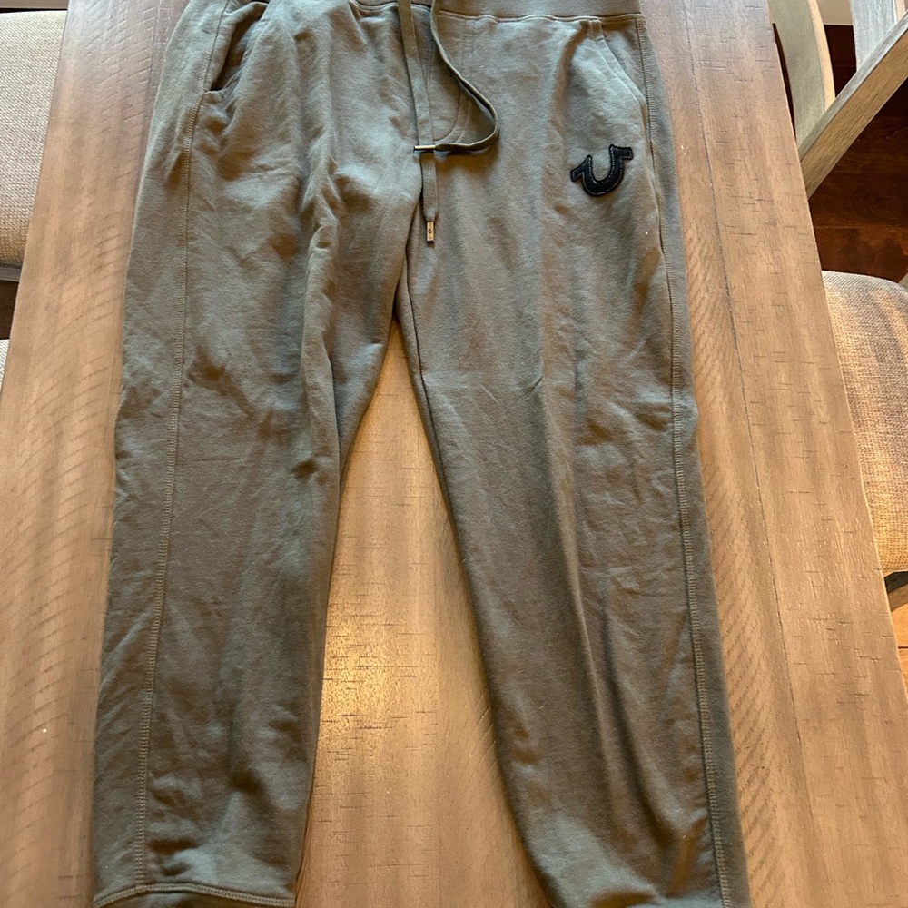 True Religion jogger sweatpants Military Green brand new never worn with tags